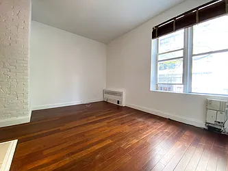 Rented by Kahen Properties