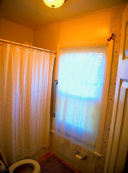 Bathroom on the 2nd floor.