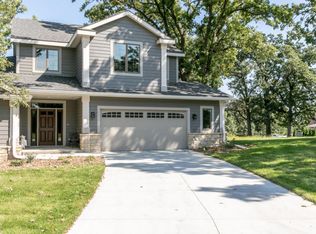 499 Panorama Cir NW, Rochester, MN 55901
