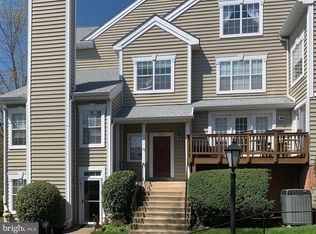 468 Overlook Dr, Occoquan, VA 22125