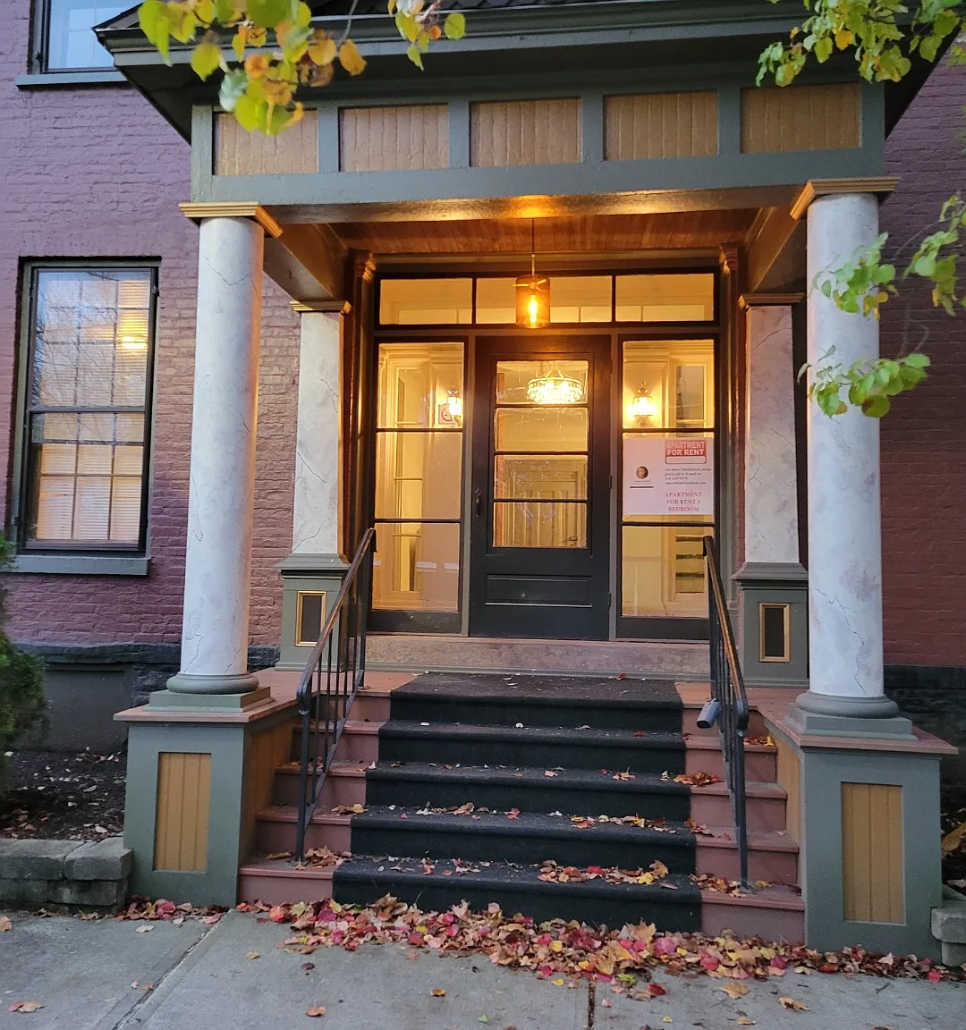 95 Front St — Photo 2
