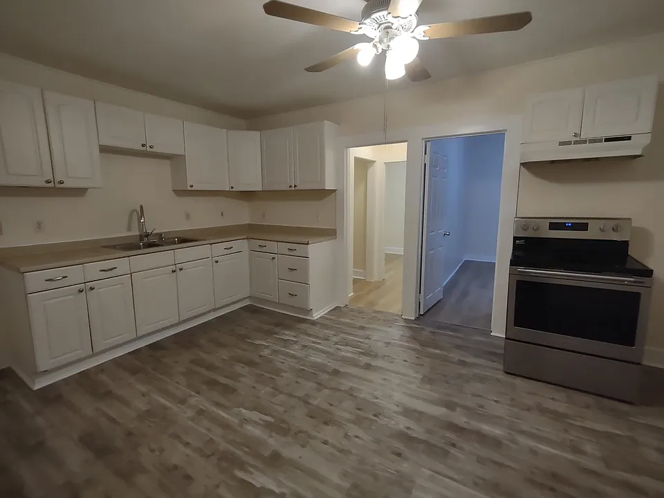 14 Stearns Ct #1