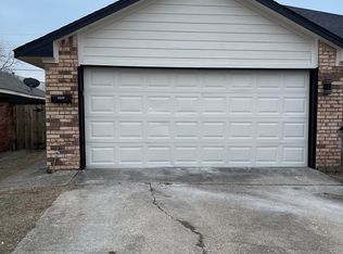 9020 Greenmound Ave, Dallas, TX 75227