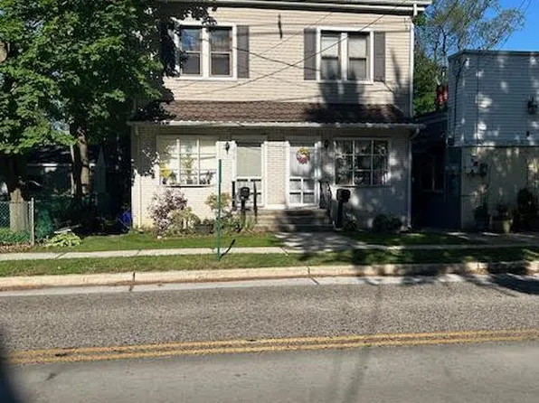210 N Centre St, Merchantville, NJ 08109