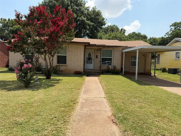 809 Van Buren Dr, McGregor, TX 76657