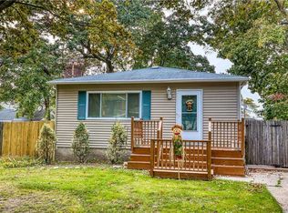 40 Great River Dr, Sound Beach, NY 11789