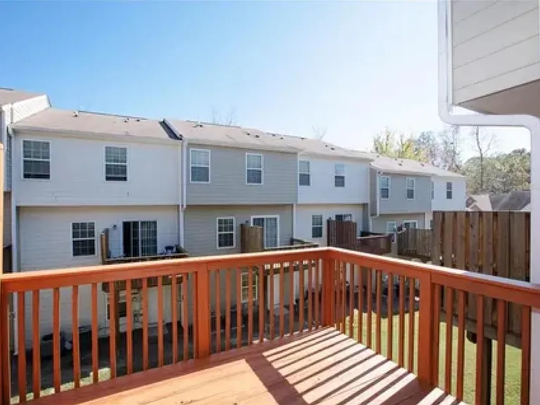 2210 Landing Walk Dr #2210 — Photo 18
