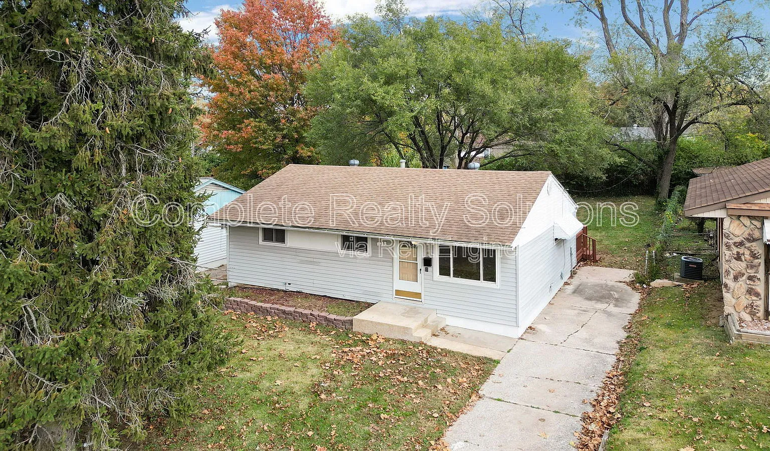 3 bed, 2.0 bath, 1206 sqft, $1,200 — Photo 1