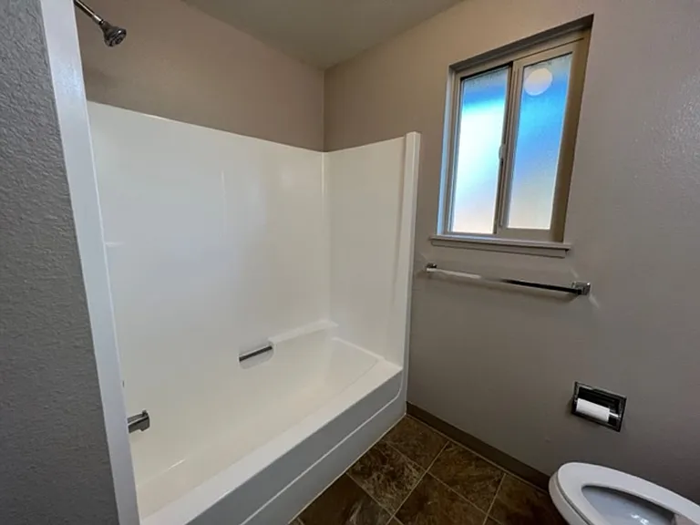 3110 NE 66th Ave — Photo 25