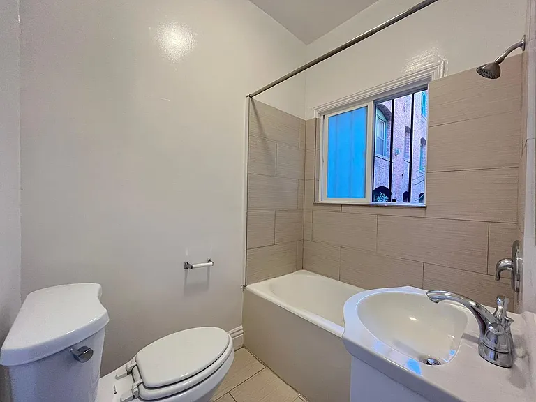 2743 San Marino Street — Photo 18