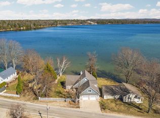 10341 Diamond Park Rd, Interlochen, MI 49643