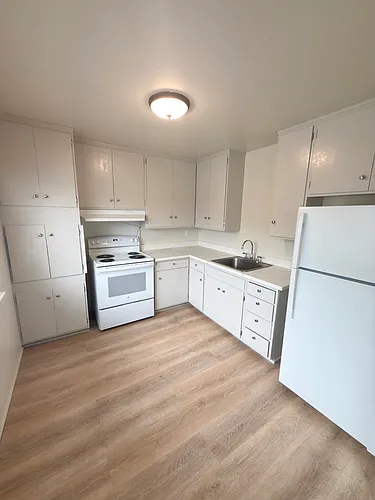 2609 Judah St #18 Photo 1