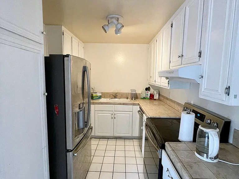 4350 Vision Dr — Photo 4
