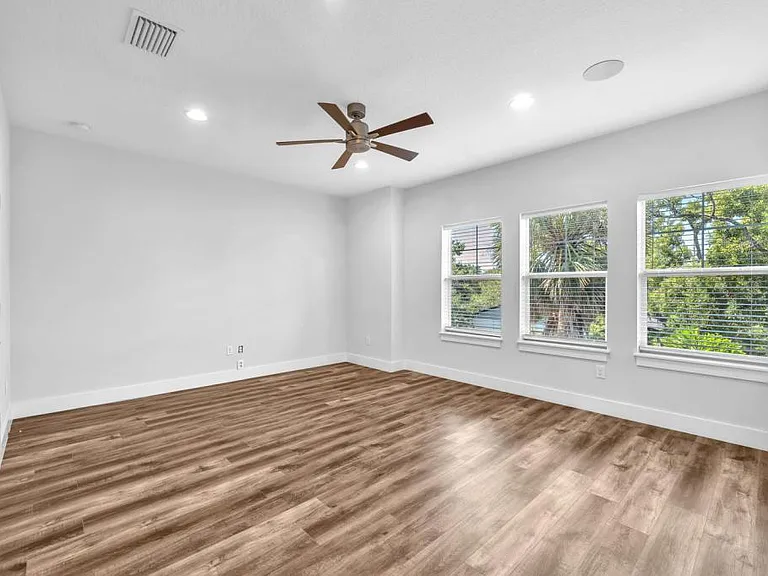 3120 W Azeele St #1 — Photo 47