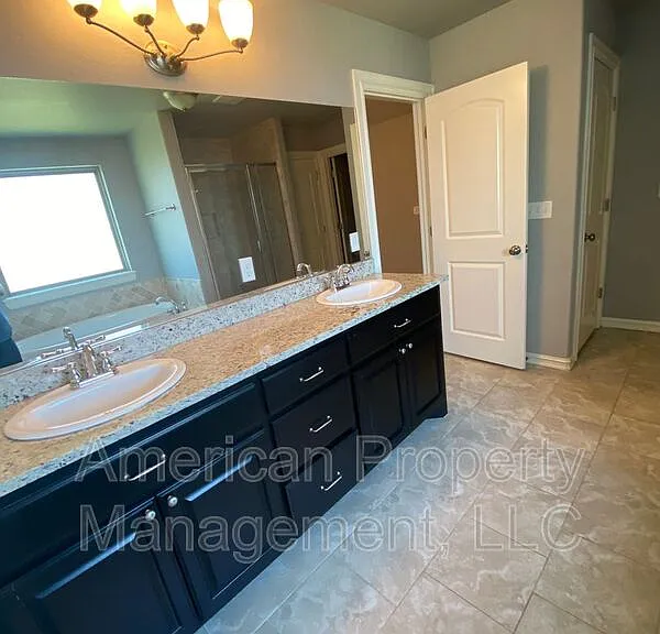 5312 Charleston Dr — Photo 21