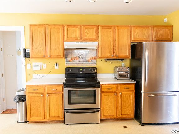 4th image of 6819 Ironhorse Ct