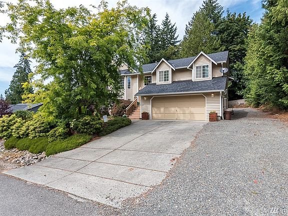 4th image of 3813 140th Pl NW