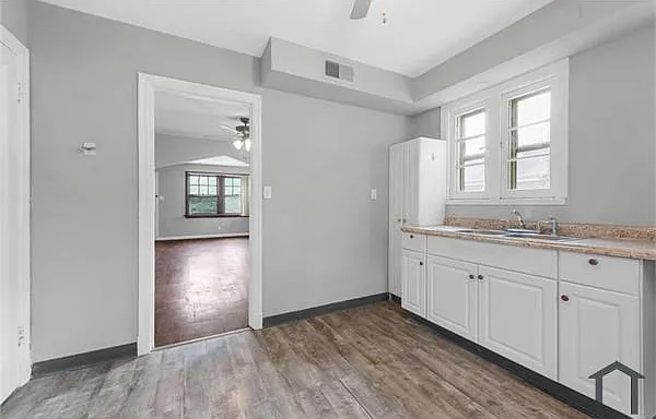 8733 College Ave — Photo 6