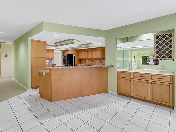 5th image of 13187 White Violet DR