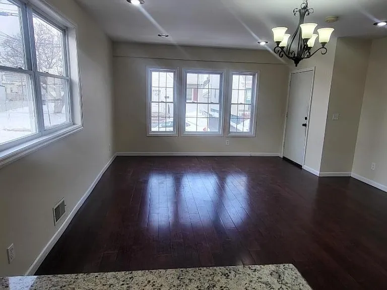 620 McGillvray Pl — Photo 4