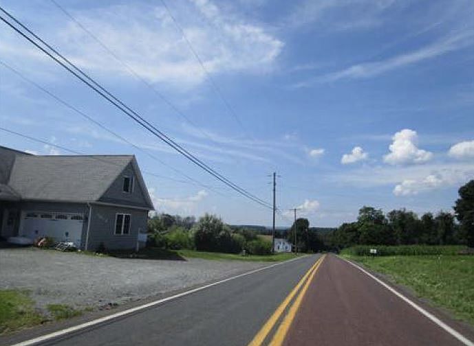 2nd image of 30 Ben Titus Rd