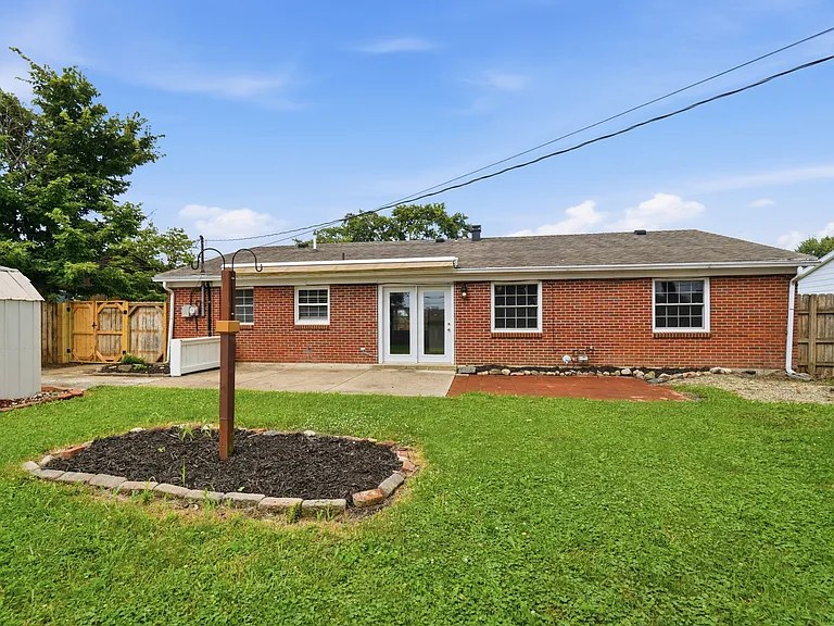 27 Laurelgrove Dr — Photo 32