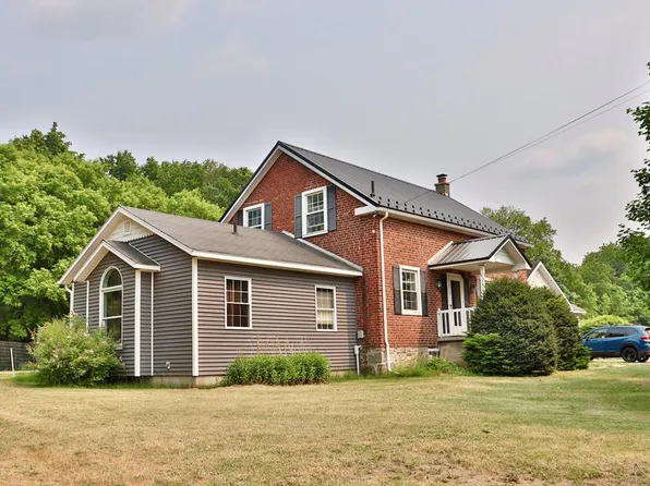 320 Thompson Rd, Mooers, NY 12958