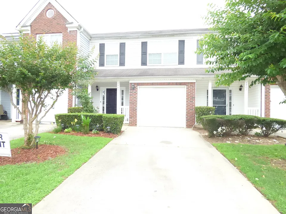 1465 April Ln