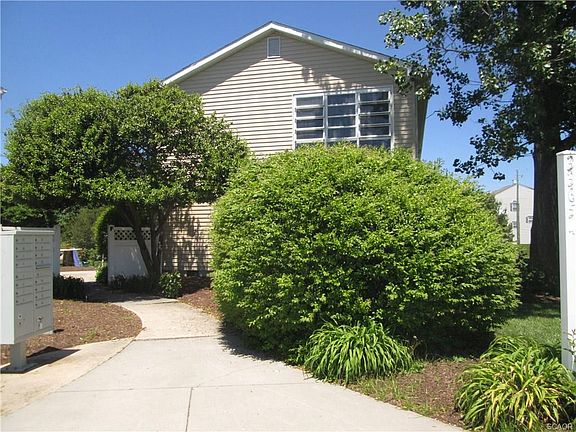 3rd image of 33654 Briar Ct N Unit F4