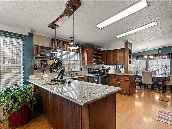 2nd image of 4699 Dorsey Rd