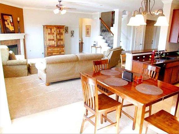 2nd image of 14816 Fernhill Dr