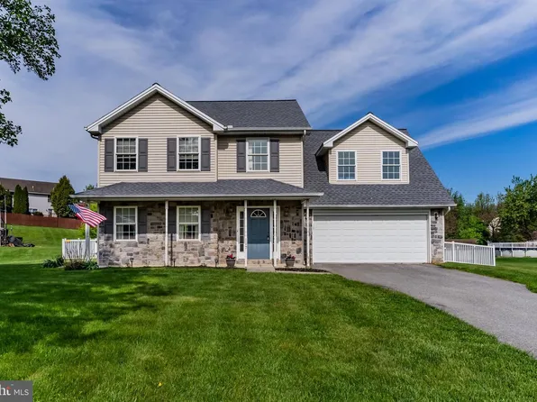 117 Woodview Dr, Mount Holly Springs, PA 17065