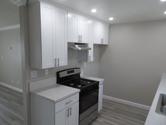 4th image of 7335 Norwalk Blvd APT 28