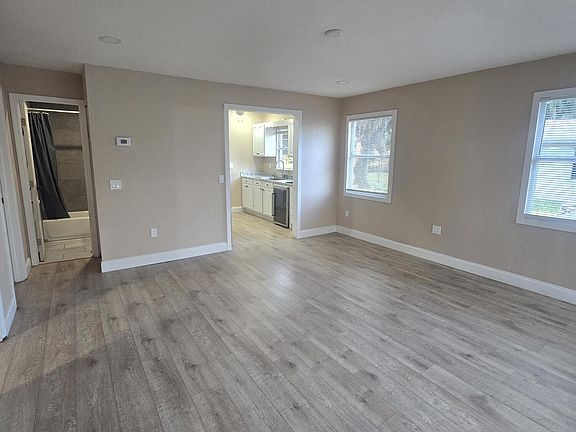 5th image of 1806 SW 2 Avenue