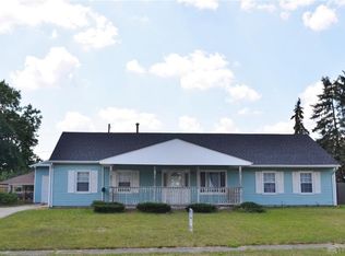 1541 Marinette Dr, Springfield, OH