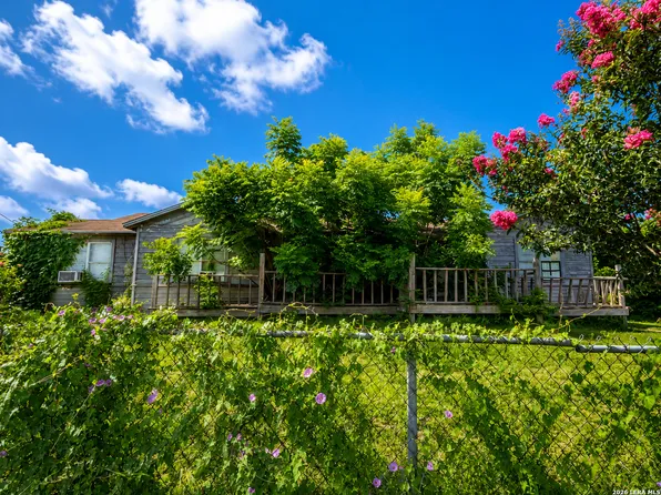 2106 E SOUTHCROSS BLVD, San Antonio, TX 78223