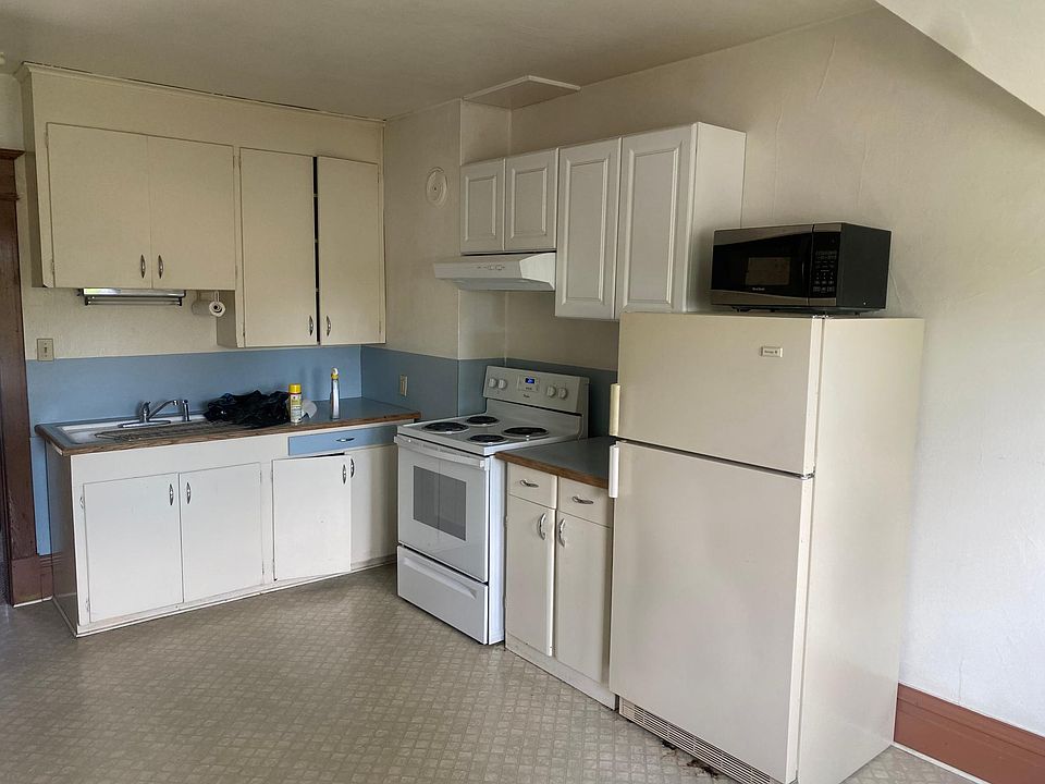 1st image of 620 Ash St #2