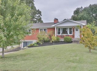7704 Crestline Rd, Louisville, KY 40214