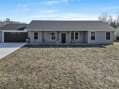 605 W Haven Dr, Richmond, MO, 64085