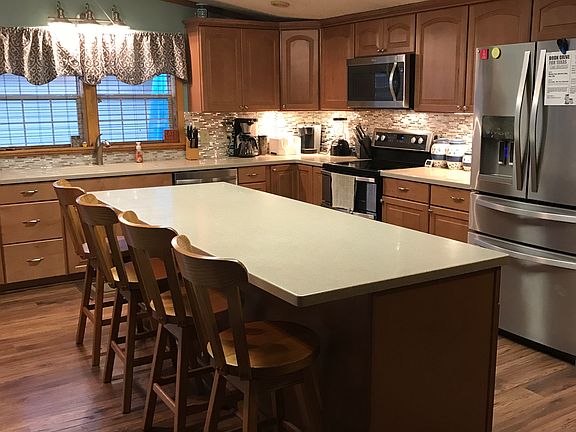 2nd image of 1311 N County Road 1050 E