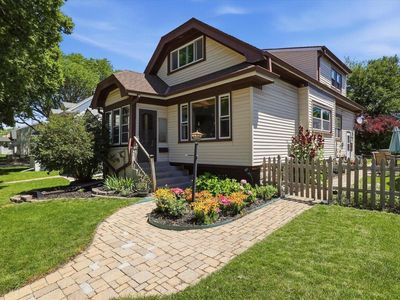 1448 S 90th STREET, West Allis, WI, 53214