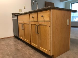 27 N Butler St APT 206, Madison, WI 53703