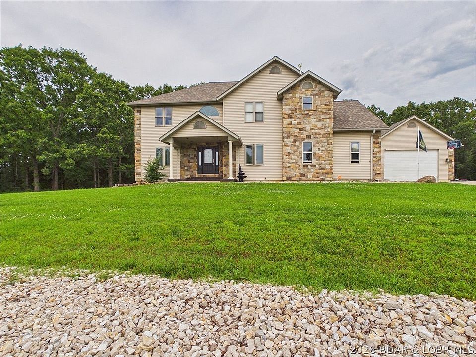 1st image of 296 Myetta Dr