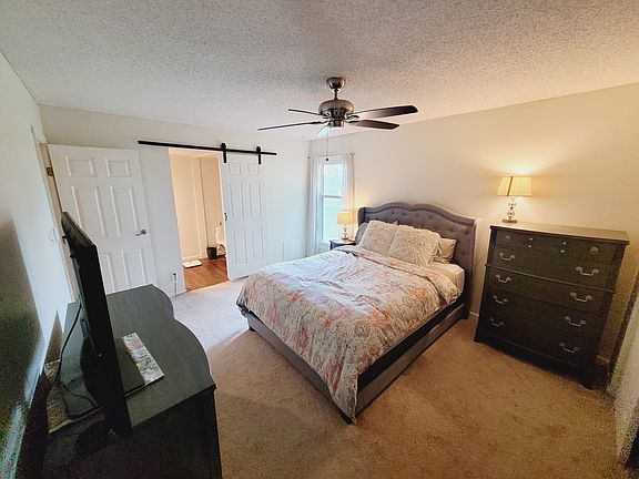 5th image of 6691 Willow Grove Pl E