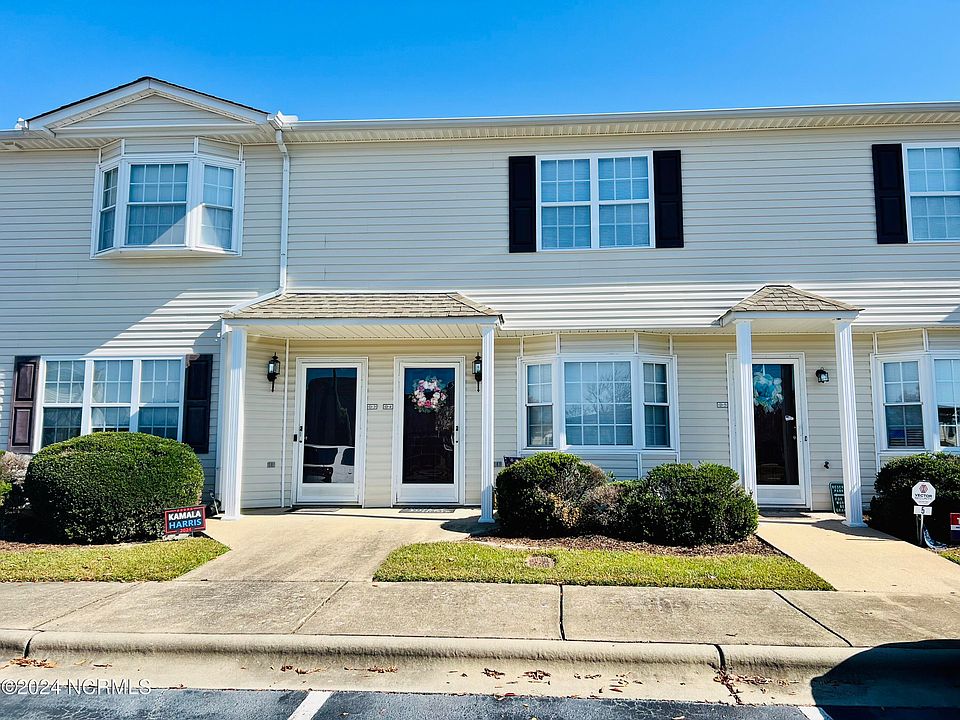 1st image of 3813 Vancroft Cir #D4