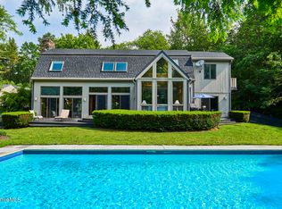 130 Woodmere Rd, Becket, MA 01223