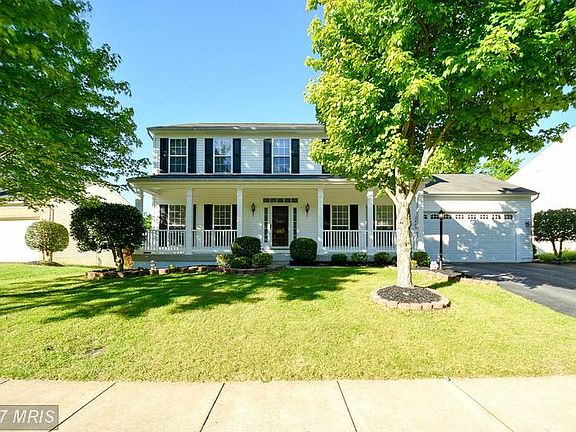 2nd image of 2869 Myrtlewood Dr