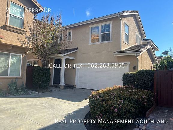 3rd image of 22854 Serra Dr