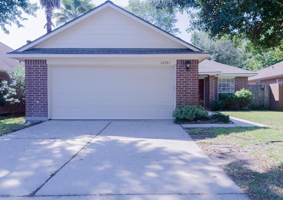 1st image of 26987 Crown Haven Dr