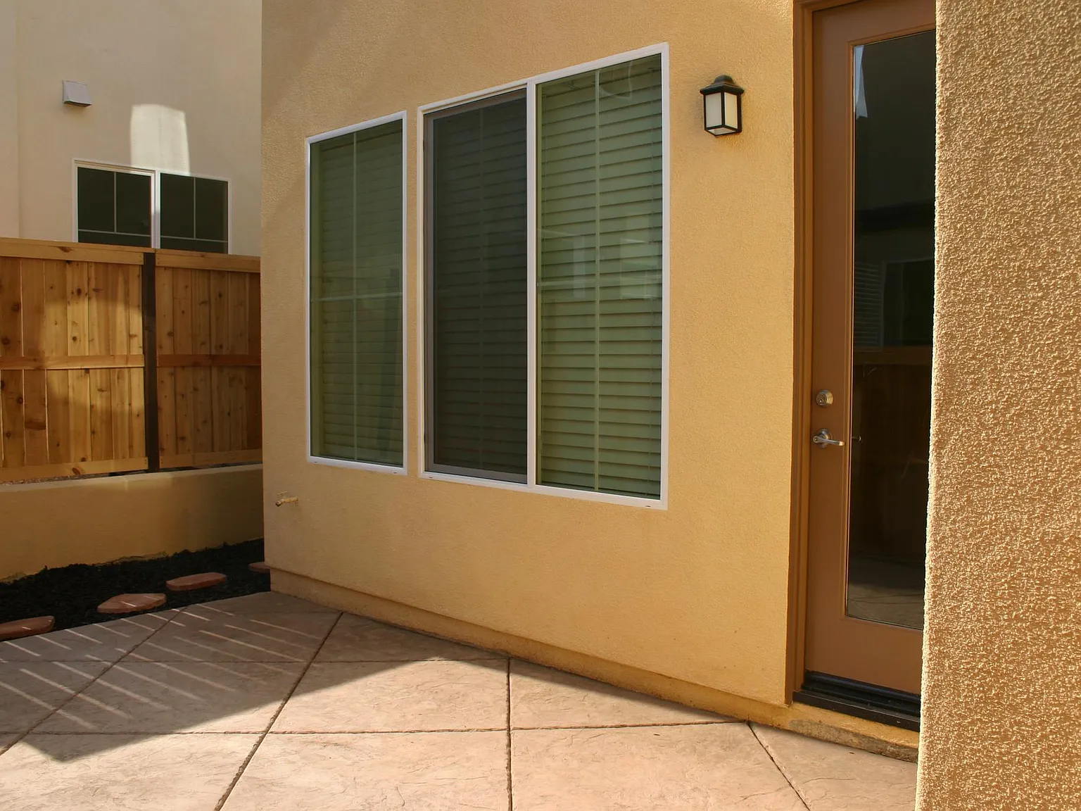 4 bed, 1786 sqft, $4,295 — Photo 2
